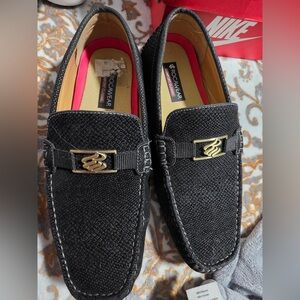Rocawear Men's Textured Black Loafers with Gold Accent